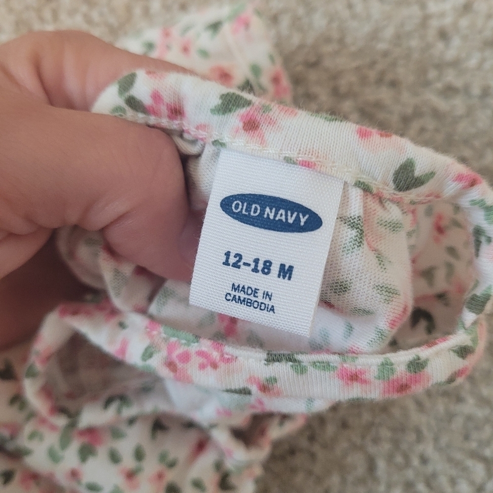 Old Navy Baby Girl Floral Romper Size 12-18 Months - Picture 3 of 3